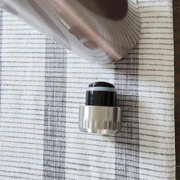 27 oz water bottle - Picture 3 of 3